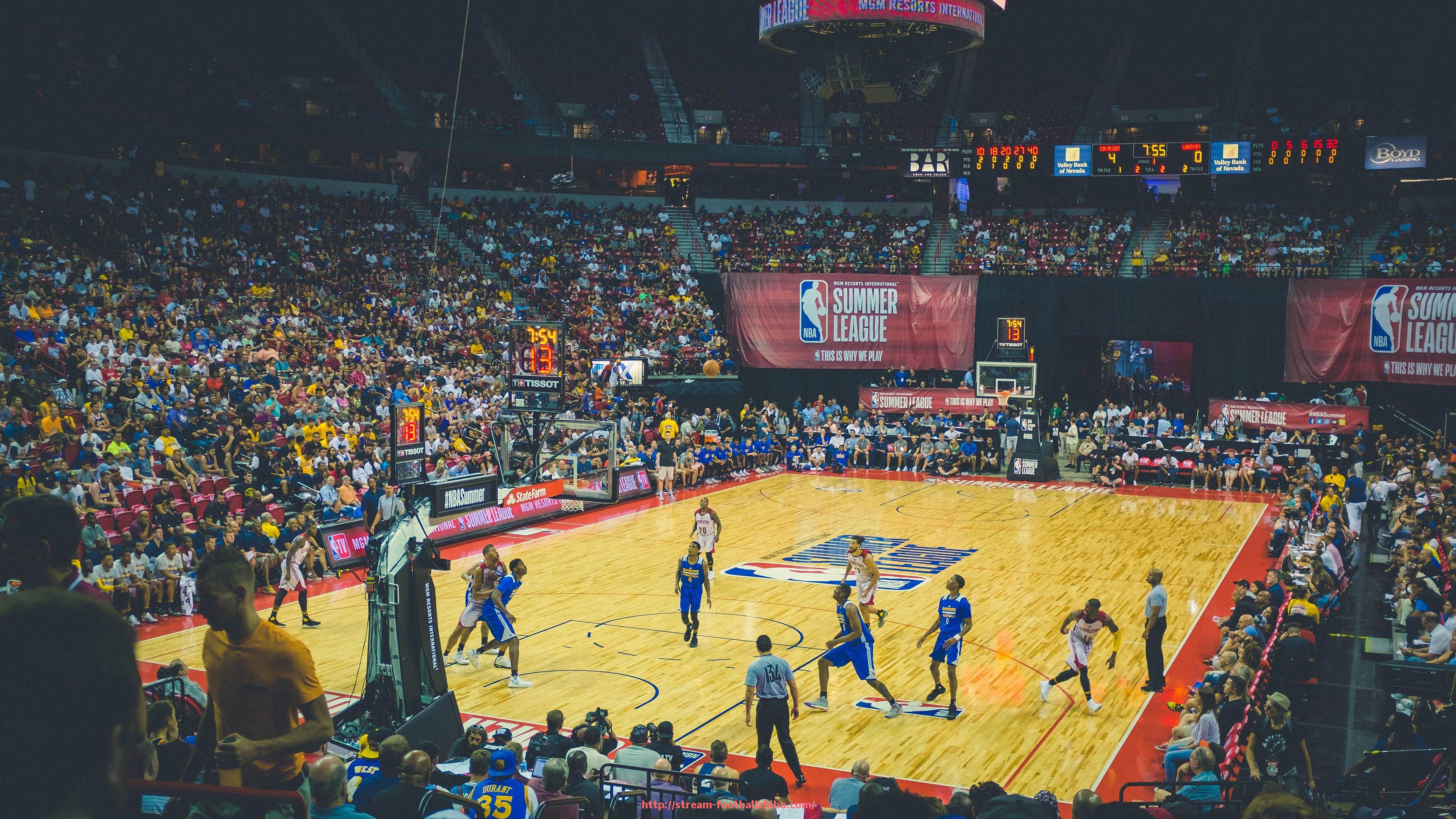 足球直播-巴黎圣日耳曼对巴塞罗那欧冠赛事完整回看