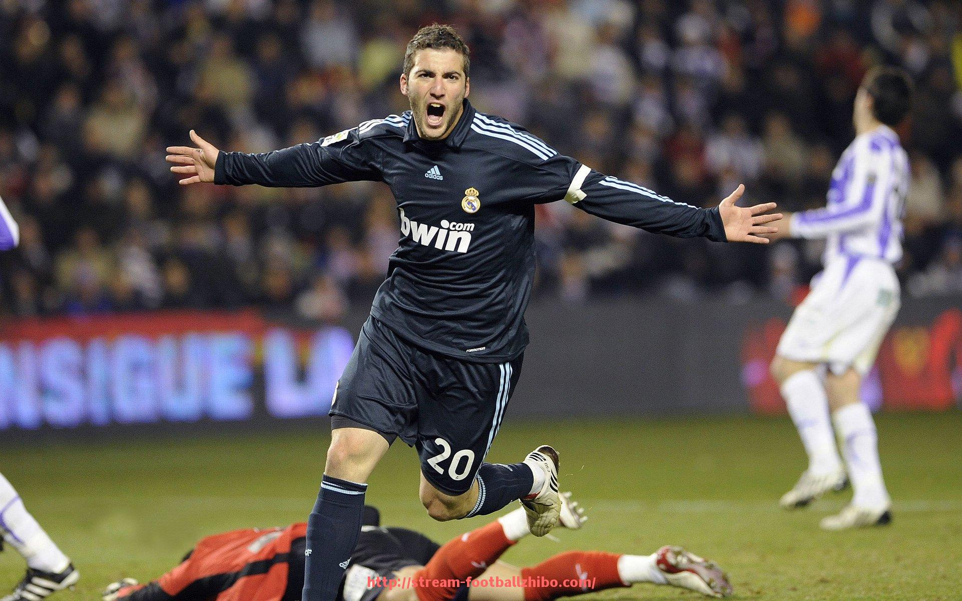 足球直播-鲁能泰山队在中超联赛中的整体表现与战术评估